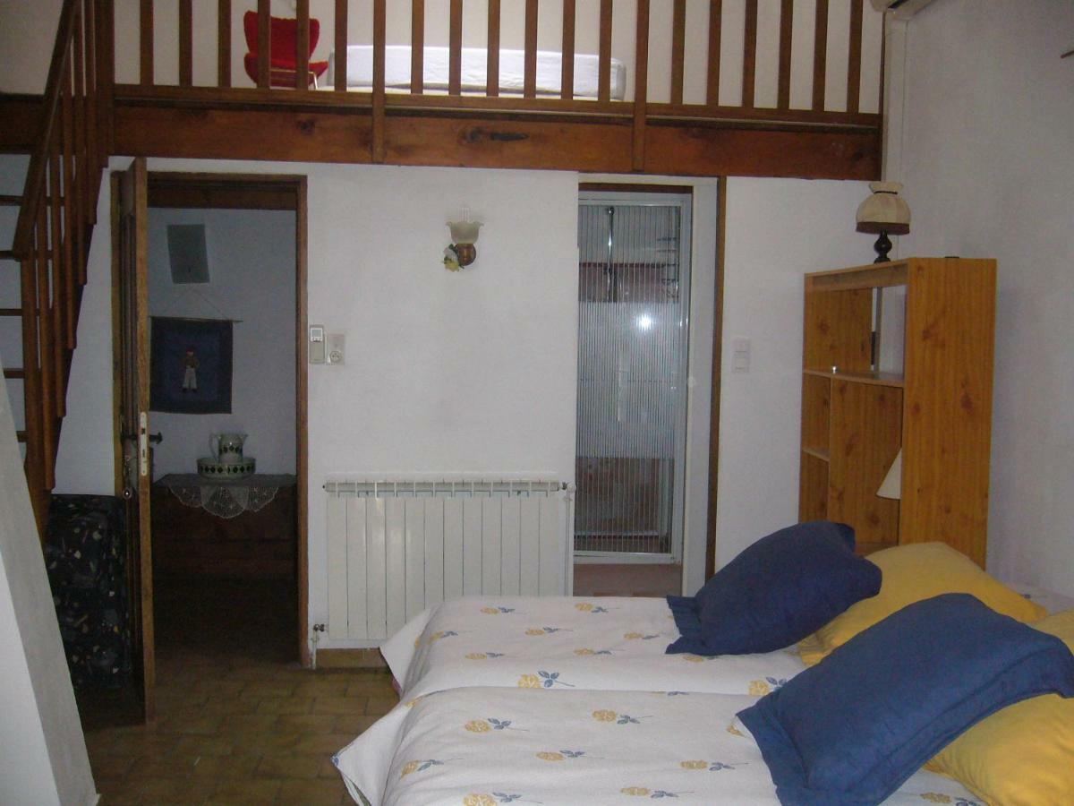 Maison Provencale Apartment Венаск Екстериор снимка